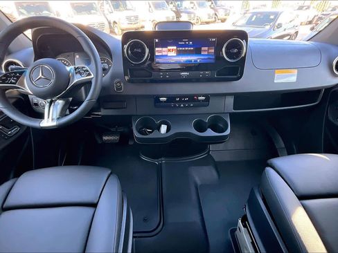 New 2026 Mercedes-Benz Sprinter 2500 image 5