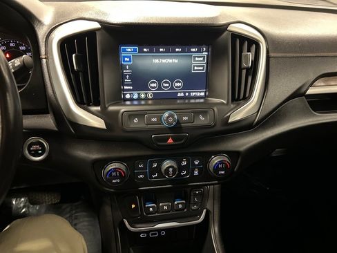 Used 2019 GMC Terrain SLE w/ Driver Convenience Package image 18
