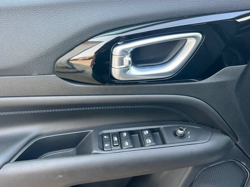 New 2026 Jeep Compass Latitude AWD/4WD image 10