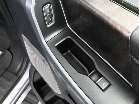 Used 2022 Ford F150 Lariat image 47