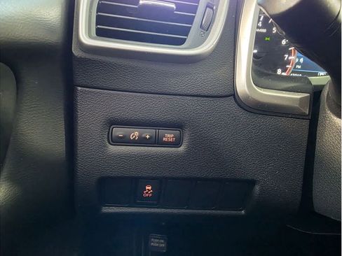 Used 2018 Nissan Murano SV image 29