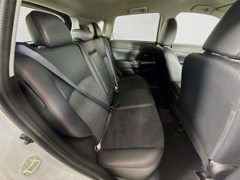 Used 2024 Mitsubishi Outlander Sport AWD image 16
