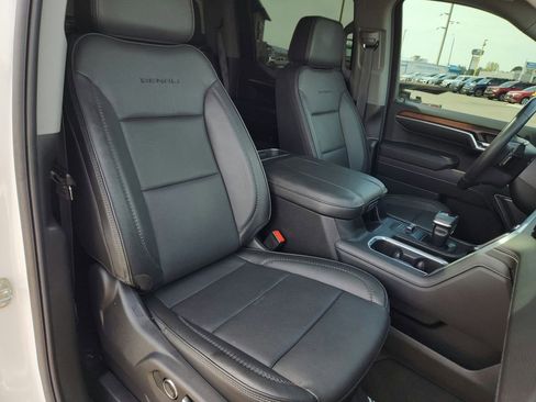 Used 2024 GMC Sierra 1500 Denali AWD/4WD image 22