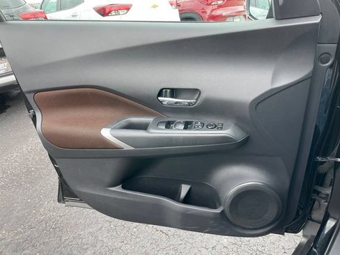Used 2024 Nissan Kicks SR FWD image 38