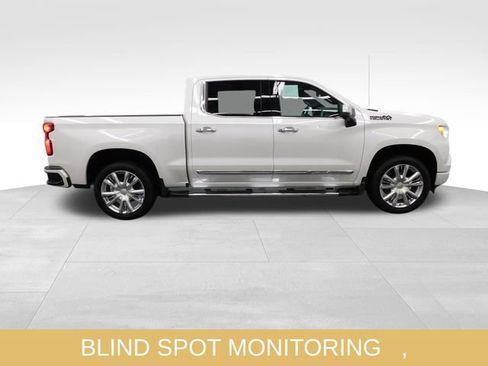 Used 2025 Chevrolet Silverado 1500 High Country w/ High Country Premium Package image 9