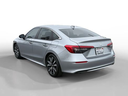 Certified 2024 Honda Civic EX image 3