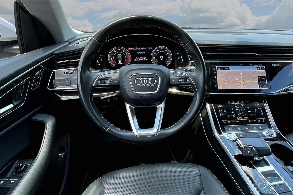 Used 2020 Audi Q8 Premium Plus w/ Premium Plus Package AWD/4WD image 8