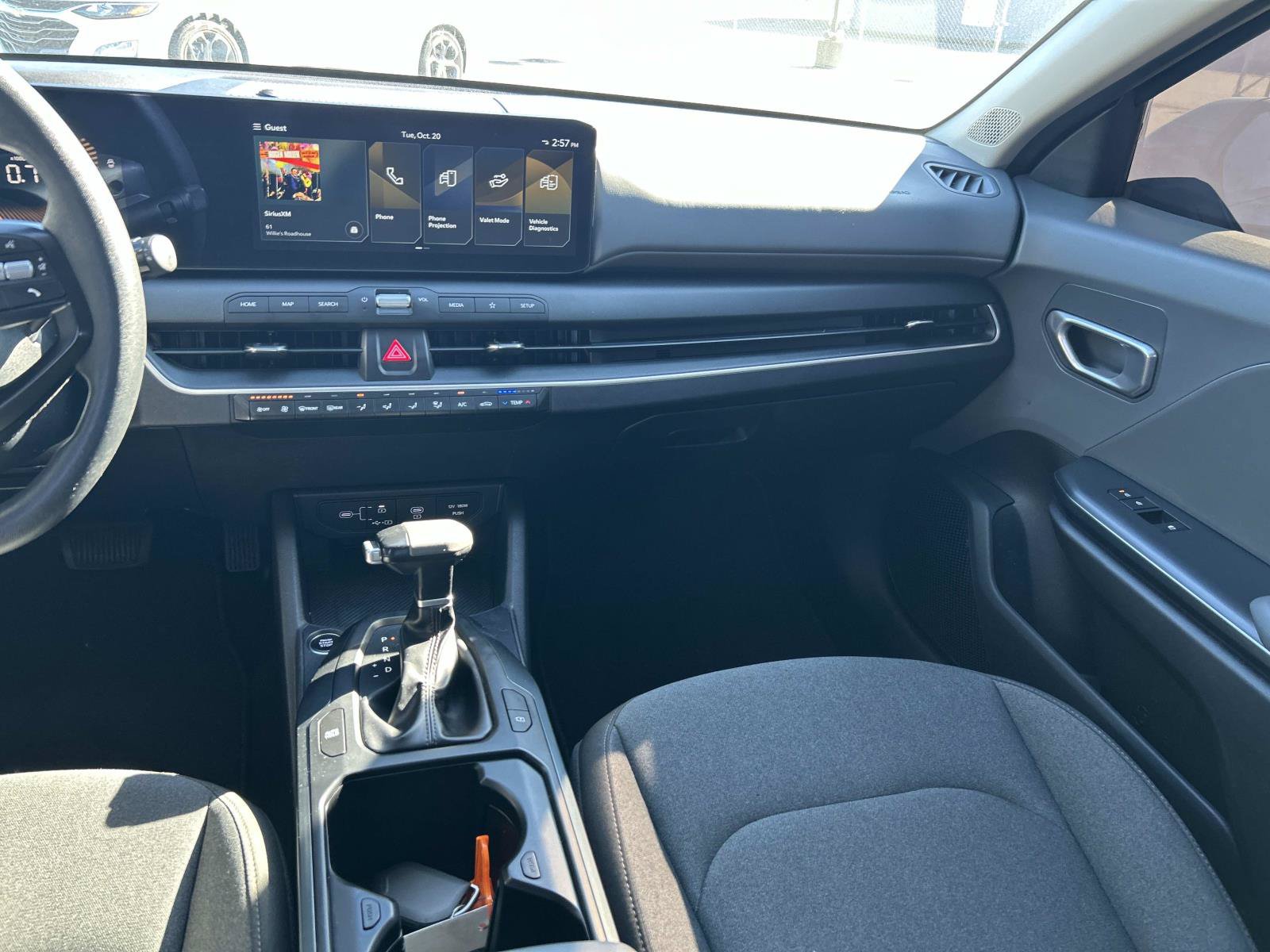 Used 2025 Kia K4 FWD image 17