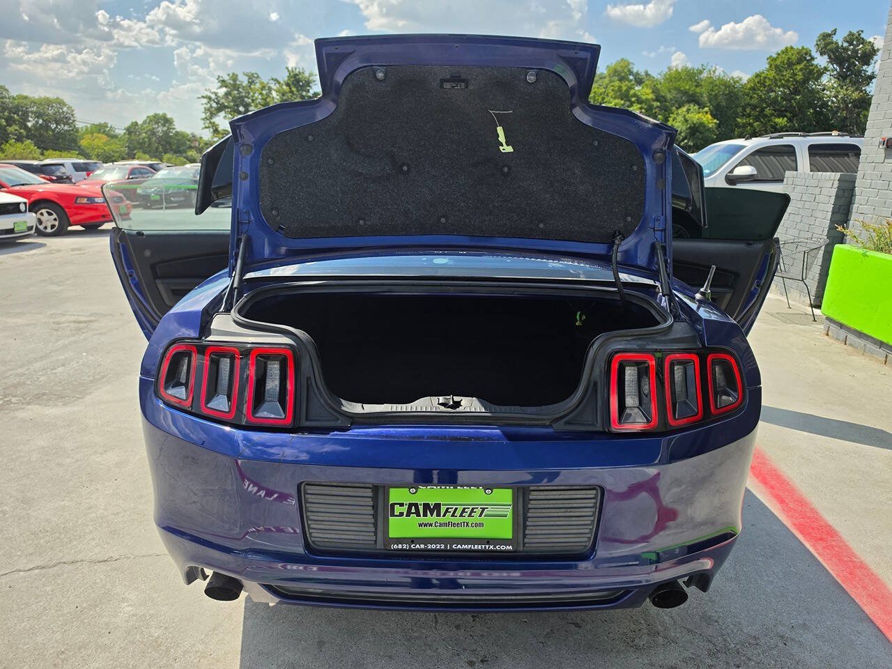 Used 2013 Ford Mustang Coupe RWD image 23