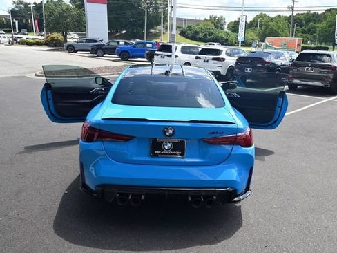 Used 2025 BMW M4 CS AWD/4WD image 38