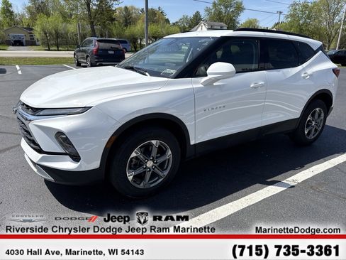 Used 2023 Chevrolet Blazer LT w/ Convenience Package AWD/4WD image 4
