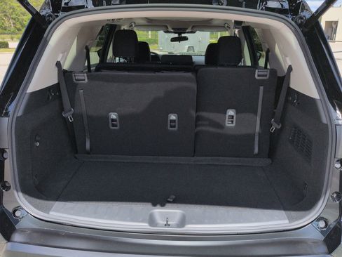 New 2026 Nissan Pathfinder SV FWD image 14