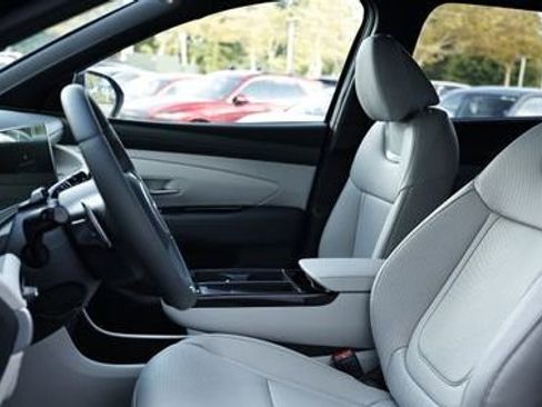 New 2026 Hyundai Tucson Limited image 8