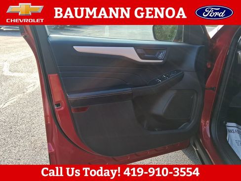 Used 2022 Ford Escape SE w/ Convenience Package AWD/4WD image 11