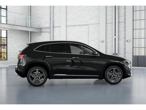 New 2026 Mercedes-Benz GLA 250 4MATIC image 17