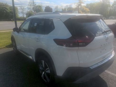 Used 2021 Nissan Rogue SL w/ Premium Package image 7