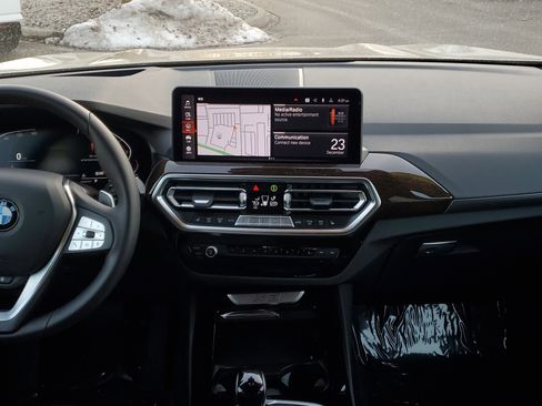 Certified 2024 BMW X3 xDrive30i w/ Premium Package image 23