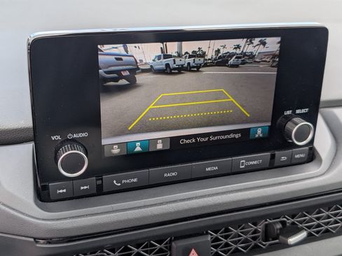 Used 2023 Honda Accord EX image 6