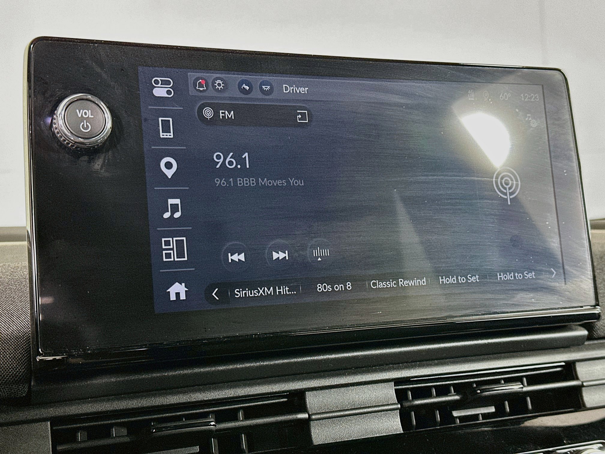 Used 2025 Honda Prologue Eco image 21