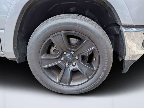 Used 2022 RAM 1500 Laramie AWD/4WD image 10