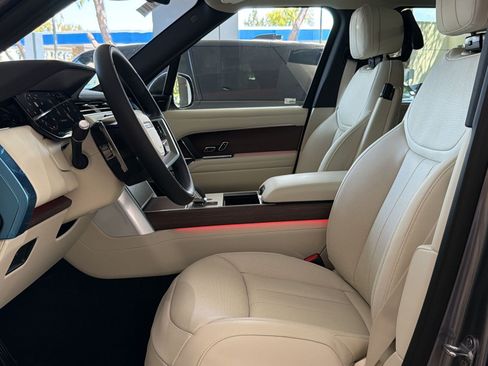 New 2026 Land Rover Range Rover SE AWD/4WD image 5
