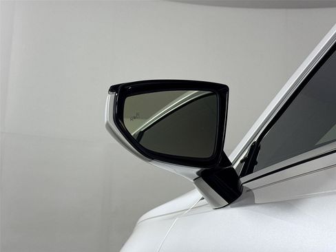 Used 2023 Lexus ES 350 w/ Premium Package FWD image 5