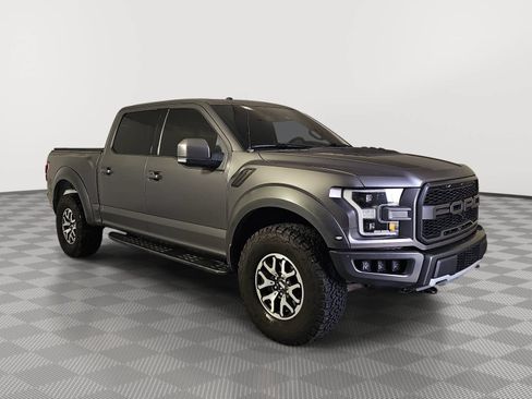 Used 2018 Ford F150 Raptor w/ Equipment Group 802A Luxury AWD/4WD image 2