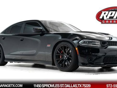 Used 2019 Dodge Charger Scat Pack w/ Dynamics Package RWD image 1