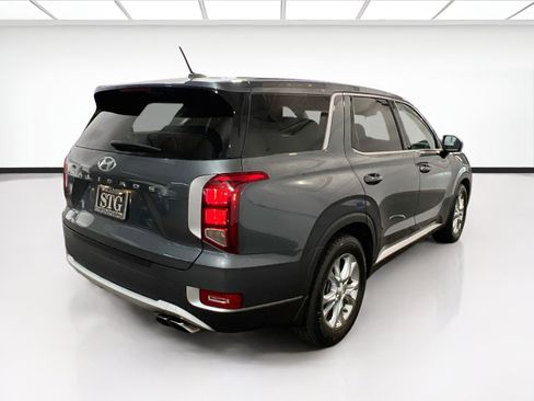 Used 2021 Hyundai Palisade SE FWD image 4