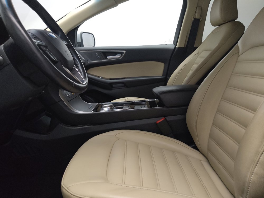 Used 2020 Ford Edge SEL w/ Convenience Package AWD/4WD image 17