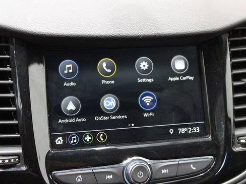 Used 2019 Chevrolet Trax LT w/ LT Convenience Package image 34