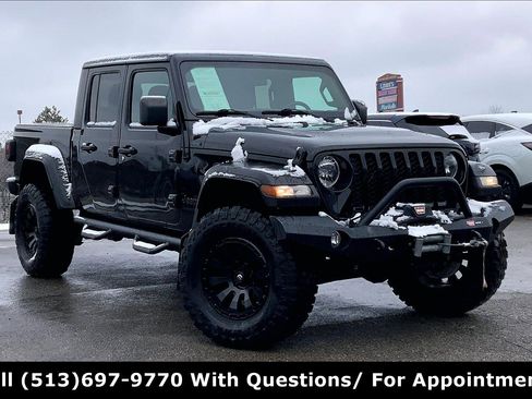 Used 2020 Jeep Gladiator Sport w/ Quick Order Package 24S image 35