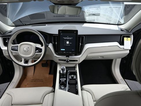New 2026 Volvo XC60 B5 Ultra w/ Protection Package Premier image 22
