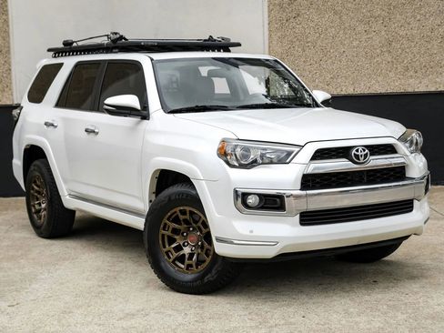 Used 2015 Toyota 4Runner Limited image 6