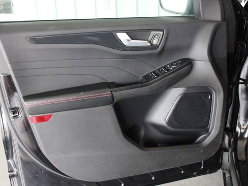 Used 2024 Ford Escape ST-Line w/ Cold Weather Package FWD image 29