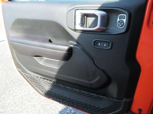 Used 2018 Jeep Wrangler Unlimited Sport S AWD/4WD image 20