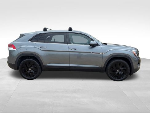 Used 2024 Volkswagen Atlas Cross Sport SE AWD/4WD image 6