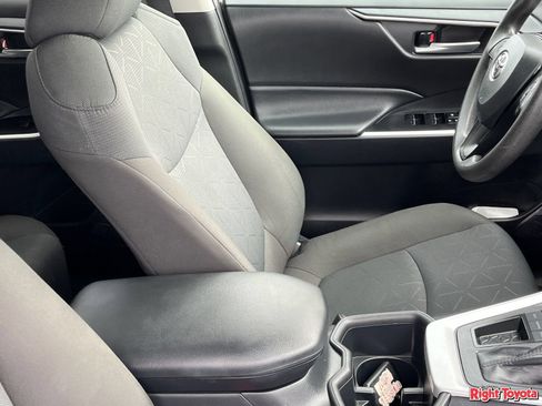Certified 2025 Toyota RAV4 XLE FWD image 14