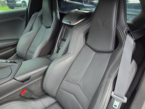 Used 2024 Chevrolet Corvette Stingray Preferred Cpe w/ 2LT RWD image 27