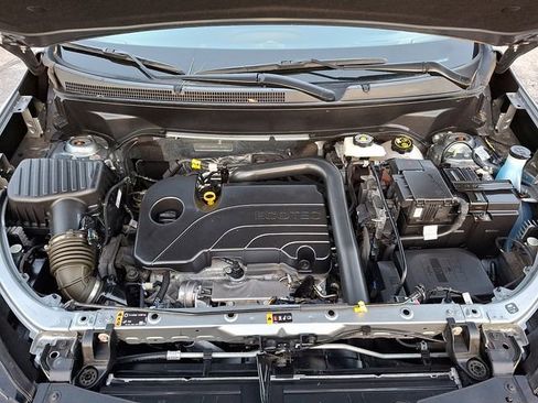 Used 2024 Chevrolet Equinox LT FWD image 28