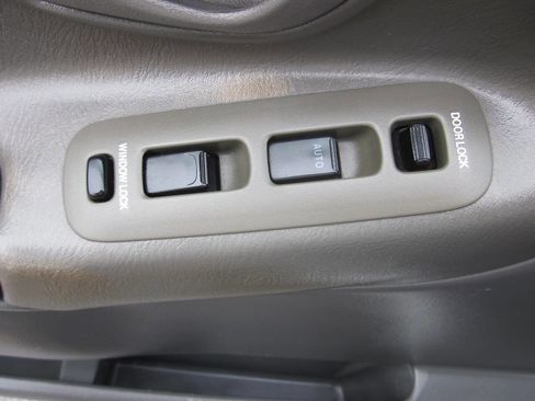 Used 2000 Suzuki Vitara JLX image 33