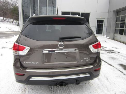 Used 2015 Nissan Pathfinder Platinum w/ Cargo Package image 28