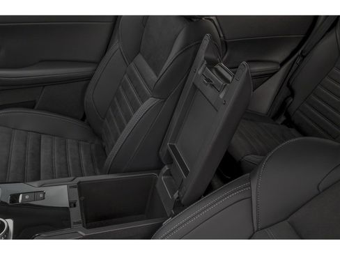 Used 2025 Mitsubishi Outlander SE image 10