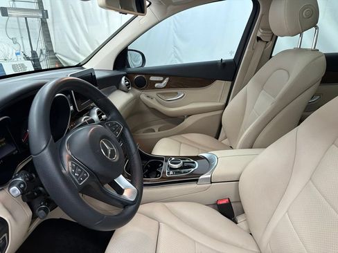 Used 2018 Mercedes-Benz GLC 300 image 14