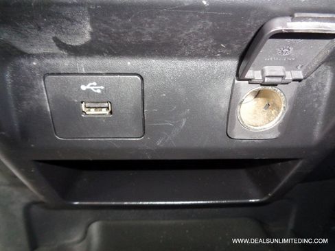 Used 2020 Ford F150 XL w/ Equipment Group 101A Mid AWD/4WD image 17