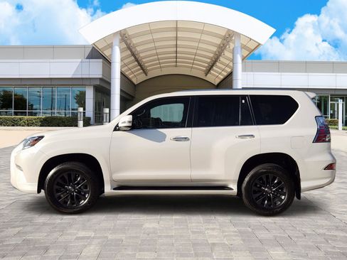 Used 2023 Lexus GX 460 Premium image 3