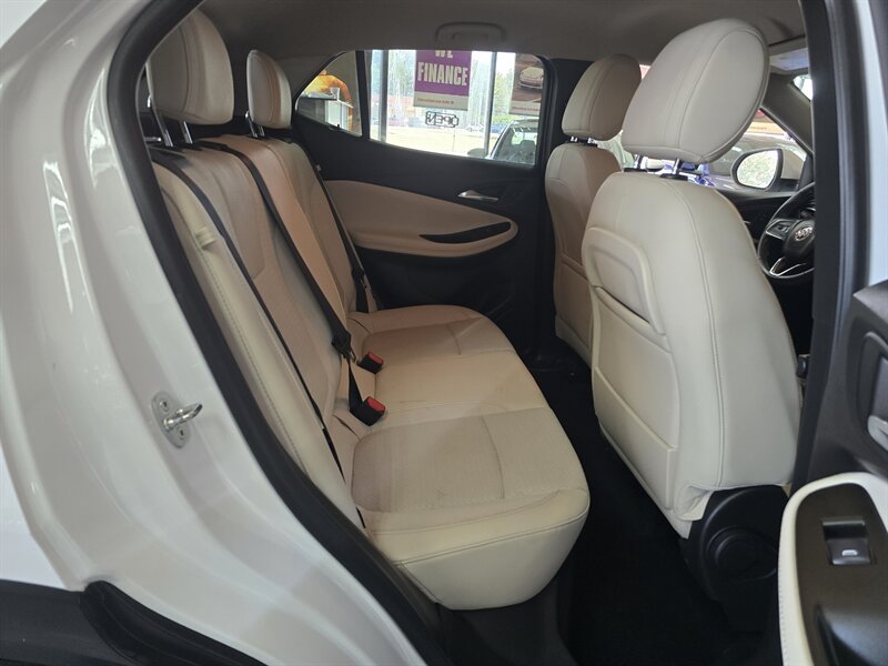 Used 2021 Buick Encore GX Preferred w/ Cold Weather Comfort Package FWD image 16