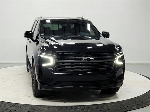 Used 2022 Chevrolet Tahoe RST w/ Luxury Package image 2