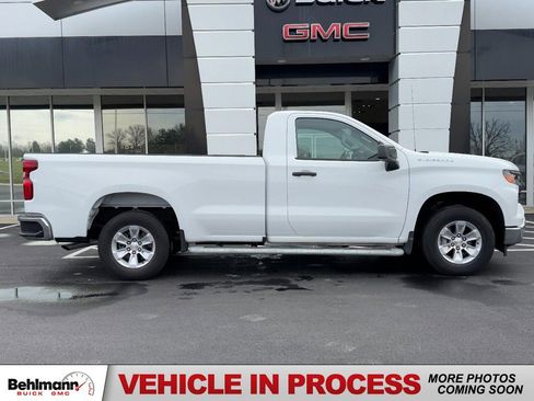 Used 2025 Chevrolet Silverado 1500 W/T image 1