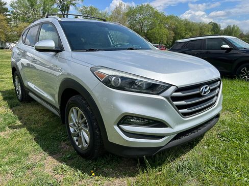 Used 2018 Hyundai Tucson SEL image 8
